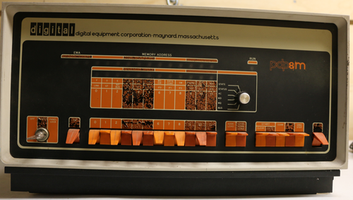 PDP 8M SN PR03 08004 Front Panel.png